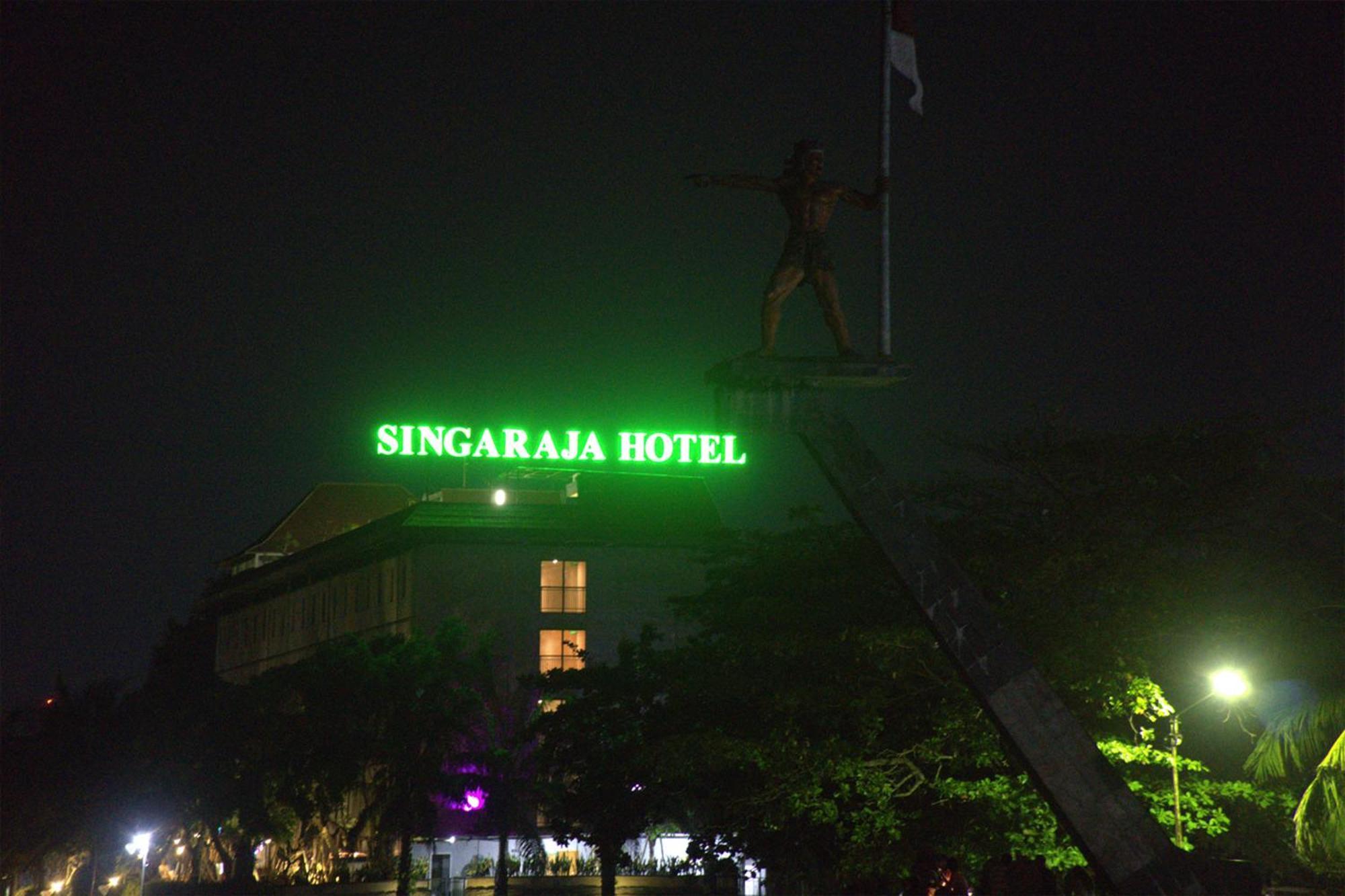 Singaraja Hotel - Chse Certified Екстериор снимка